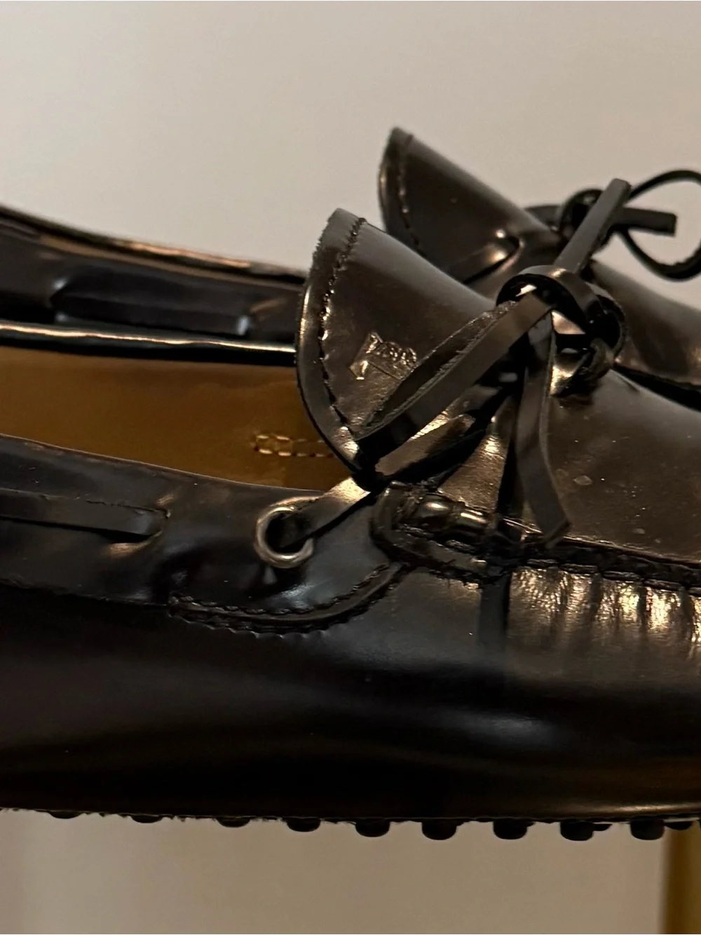 Tod's Black Leather Tassel-Detail Driving Loafers